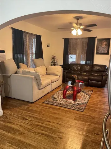 404 NW 23rd Court Miami FL 33125