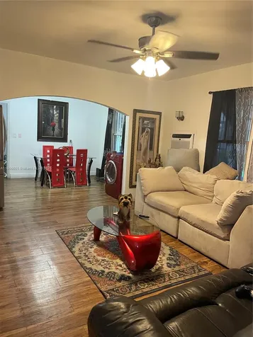 404 NW 23rd Court Miami FL 33125