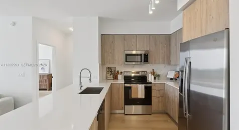 4465 Griffin Road Davie FL 33314