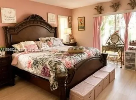 7551 SW 42nd Place Davie FL 33314