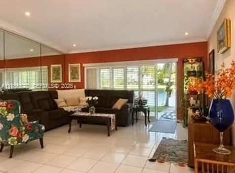 7551 SW 42nd Place Davie FL 33314