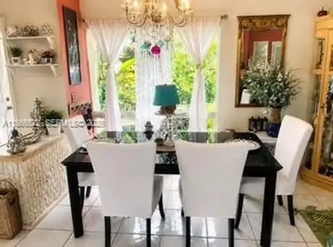 7551 SW 42nd Place Davie FL 33314
