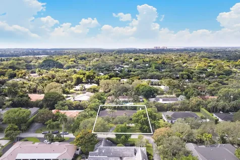 5780 Las Palmas Drive Coral Gables FL 33156