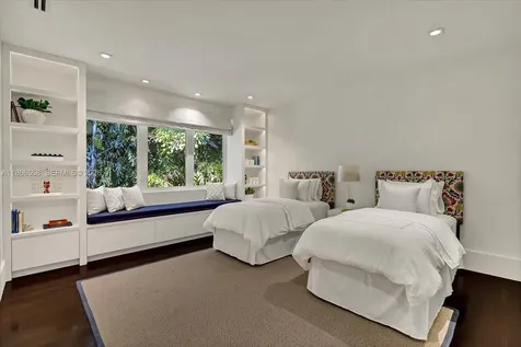 2820 Brickell Avenue Miami FL 33129
