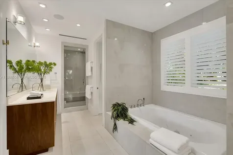 2820 Brickell Avenue Miami FL 33129
