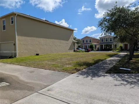 2301 SE Tavares Drive Port St. Lucie FL 34952