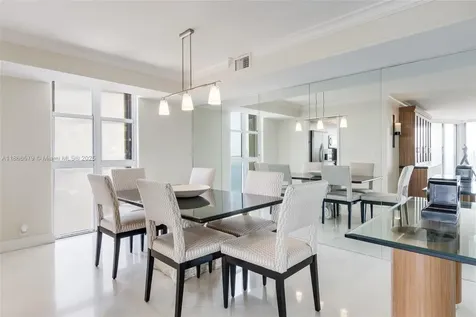 4000 Towerside Terrace Miami FL 33138