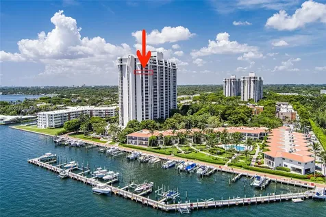 4000 Towerside Terrace Miami FL 33138