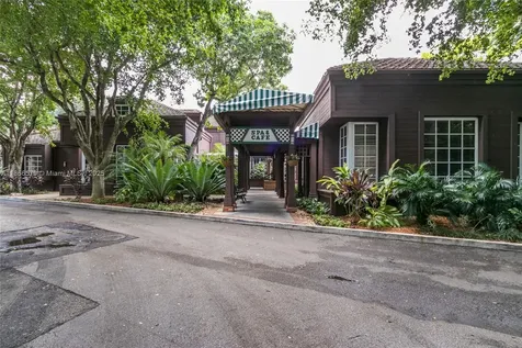 4000 Towerside Terrace Miami FL 33138