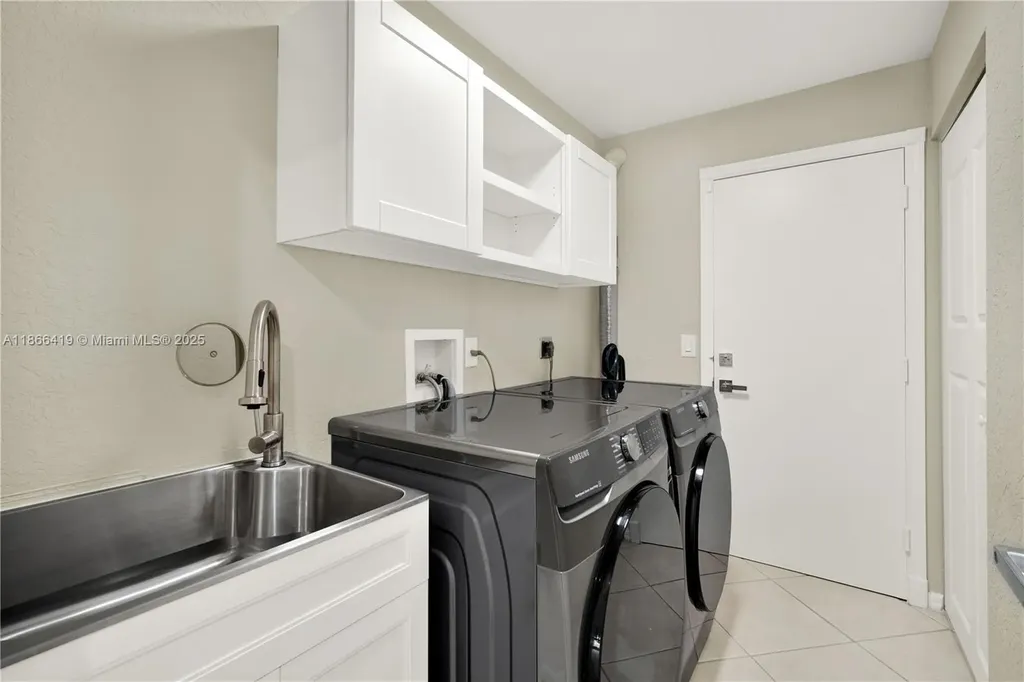 18708 Ocean Mist Drive Boca Raton FL 33498