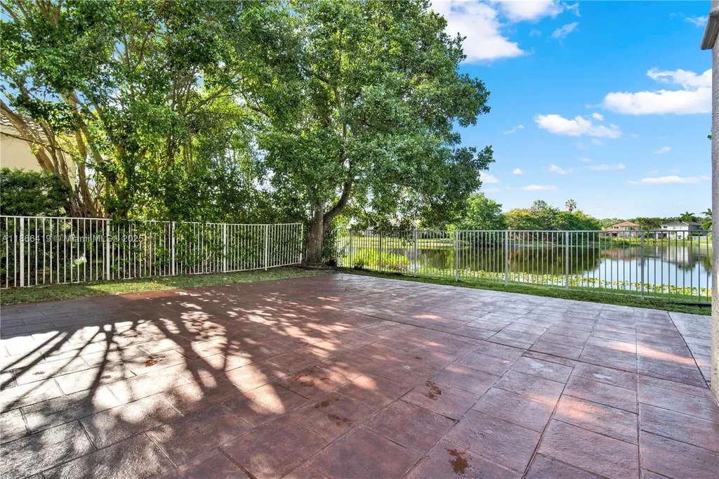 18708 Ocean Mist Drive Boca Raton FL 33498