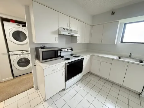 3300 NE 191st Street Aventura FL 33180