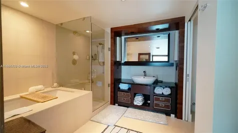 6801 Collins Avenue Miami Beach FL 33141