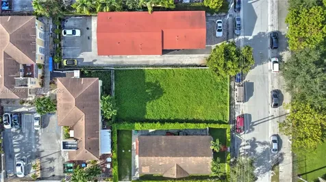 236 SW 4th Avenue Miami FL 33130