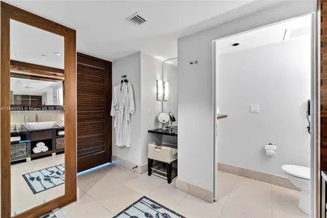 6801 Collins Avenue Miami Beach FL 33141