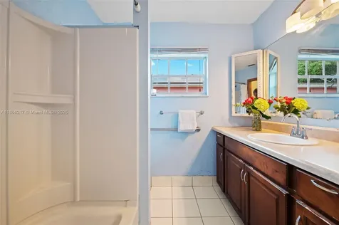 791 SW 49th Terrace Margate FL 33068