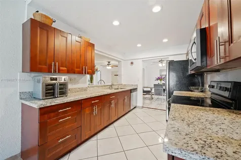 791 SW 49th Terrace Margate FL 33068