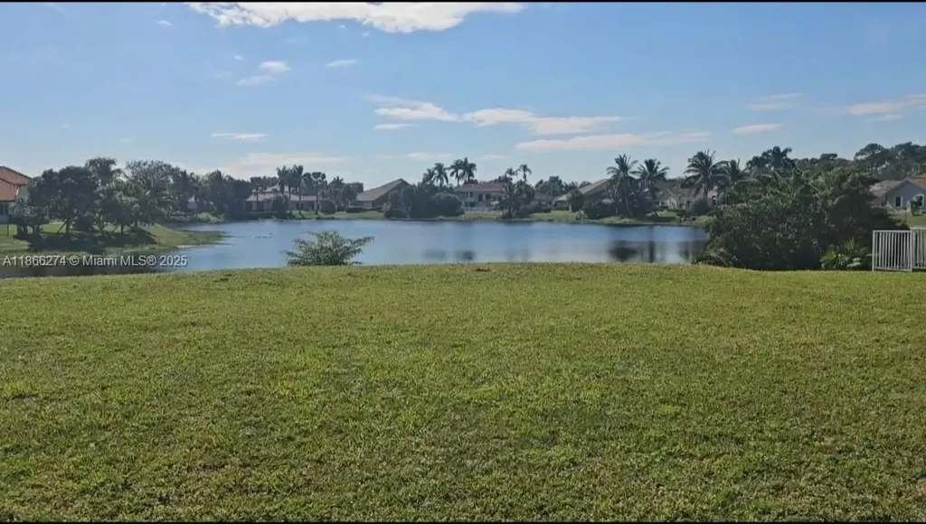 8280 NW 43 Street Coral Springs FL 33065