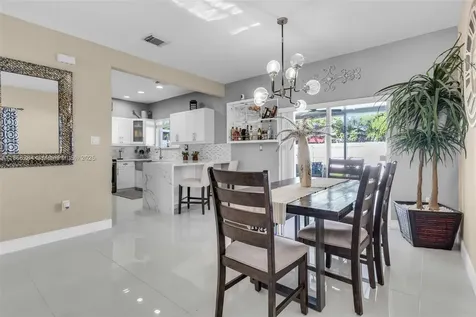 260 SE 32nd Terrace Homestead FL 33033