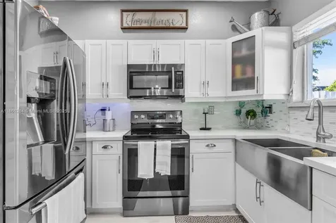 260 SE 32nd Terrace Homestead FL 33033