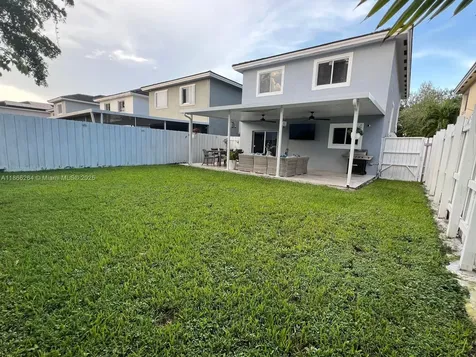 260 SE 32nd Terrace Homestead FL 33033