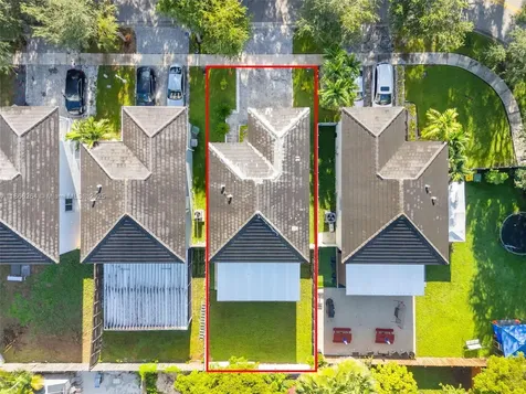 260 SE 32nd Terrace Homestead FL 33033
