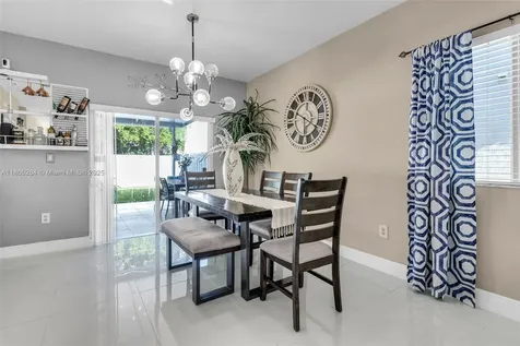 260 SE 32nd Terrace Homestead FL 33033