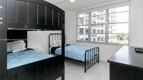 5161 Collins Avenue Miami Beach FL 33140