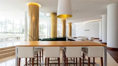5161 Collins Avenue Miami Beach FL 33140