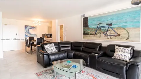 5161 Collins Avenue Miami Beach FL 33140