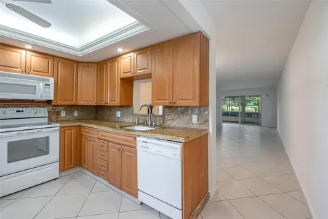 4701 Martinique Drive Coconut Creek FL 33066