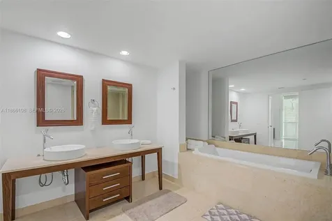 495 Brickell Avenue Miami FL 33131