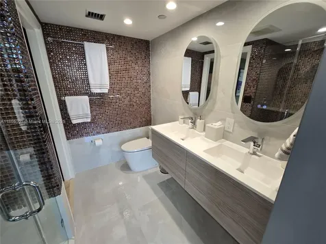 11113 Biscayne Boulevard Miami FL 33181