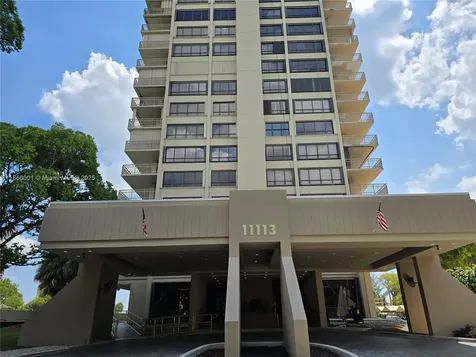11113 Biscayne Boulevard Miami FL 33181