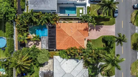 1247 Washington Street Hollywood FL 33019