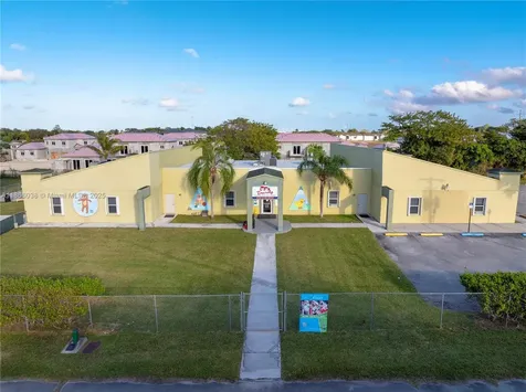 1200 NE 8th Street Homestead FL 33033