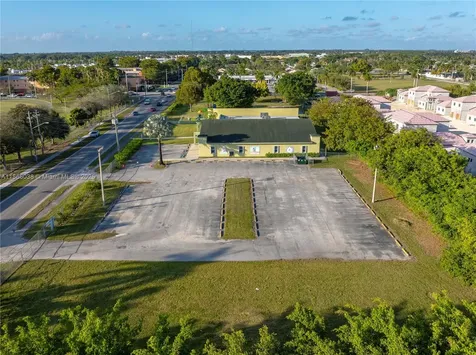 1200 NE 8th Street Homestead FL 33033