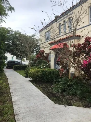 1450 Meridian Avenue Miami Beach FL 33139