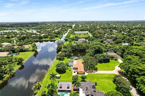 2680 SW 106th Terrace Davie FL 33328