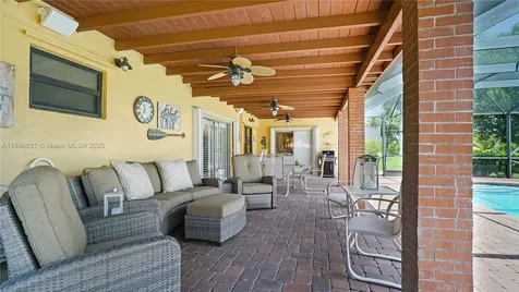 2680 SW 106th Terrace Davie FL 33328