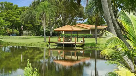 2680 SW 106th Terrace Davie FL 33328