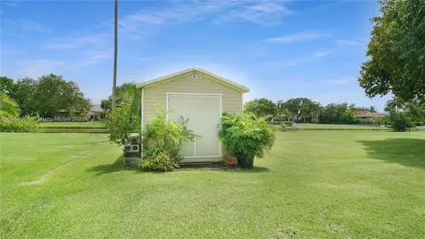 2680 SW 106th Terrace Davie FL 33328