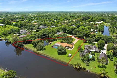 2680 SW 106th Terrace Davie FL 33328