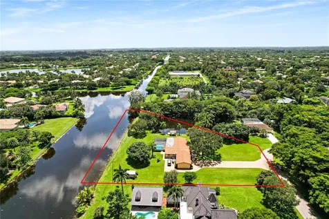 2680 SW 106th Terrace Davie FL 33328