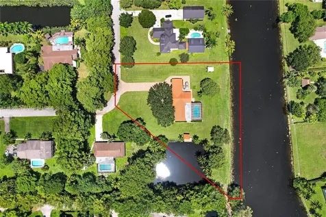 2680 SW 106th Terrace Davie FL 33328