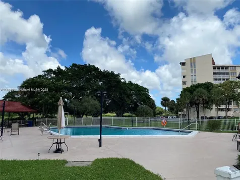 7051 Environ Boulevard Lauderhill FL 33319