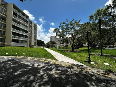 7051 Environ Boulevard Lauderhill FL 33319