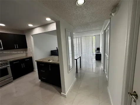 7051 Environ Boulevard Lauderhill FL 33319