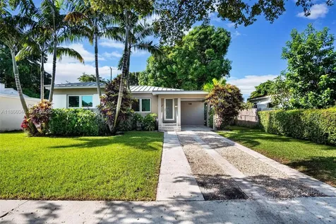 6320 NW 41st Street Virginia Gardens FL 33166