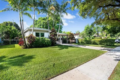 6320 NW 41st Street Virginia Gardens FL 33166